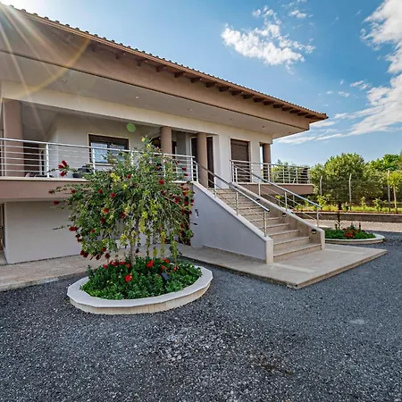 George By Rentalspro Services - Halkidiki *